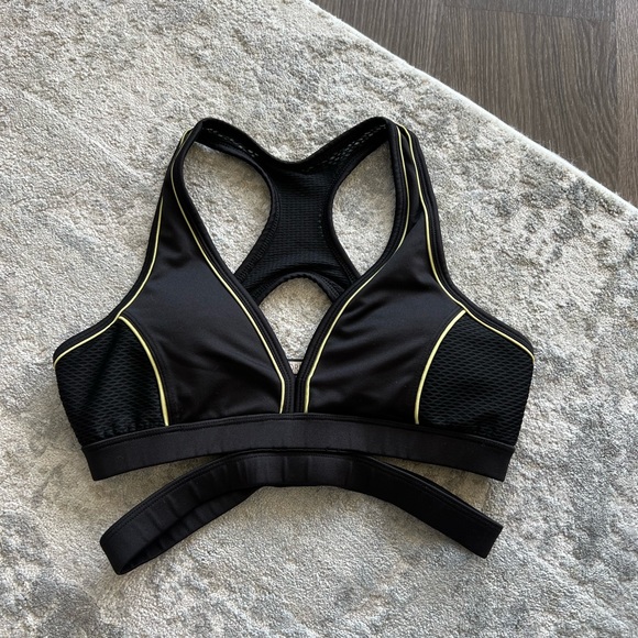 Black & Lime Green Sports Bra - Picture 1 of 2